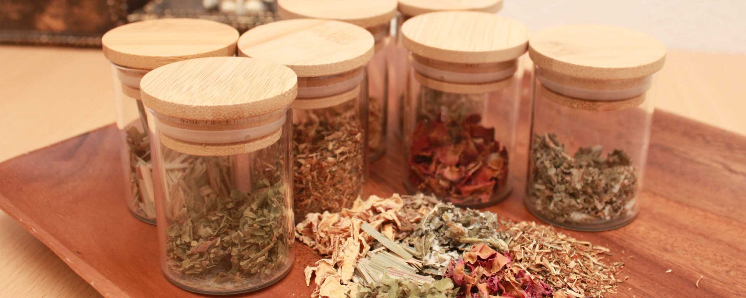 刈谷市東刈谷のデトックス＆リラクゼーションサロン・薬膳花茶 | 温癒家